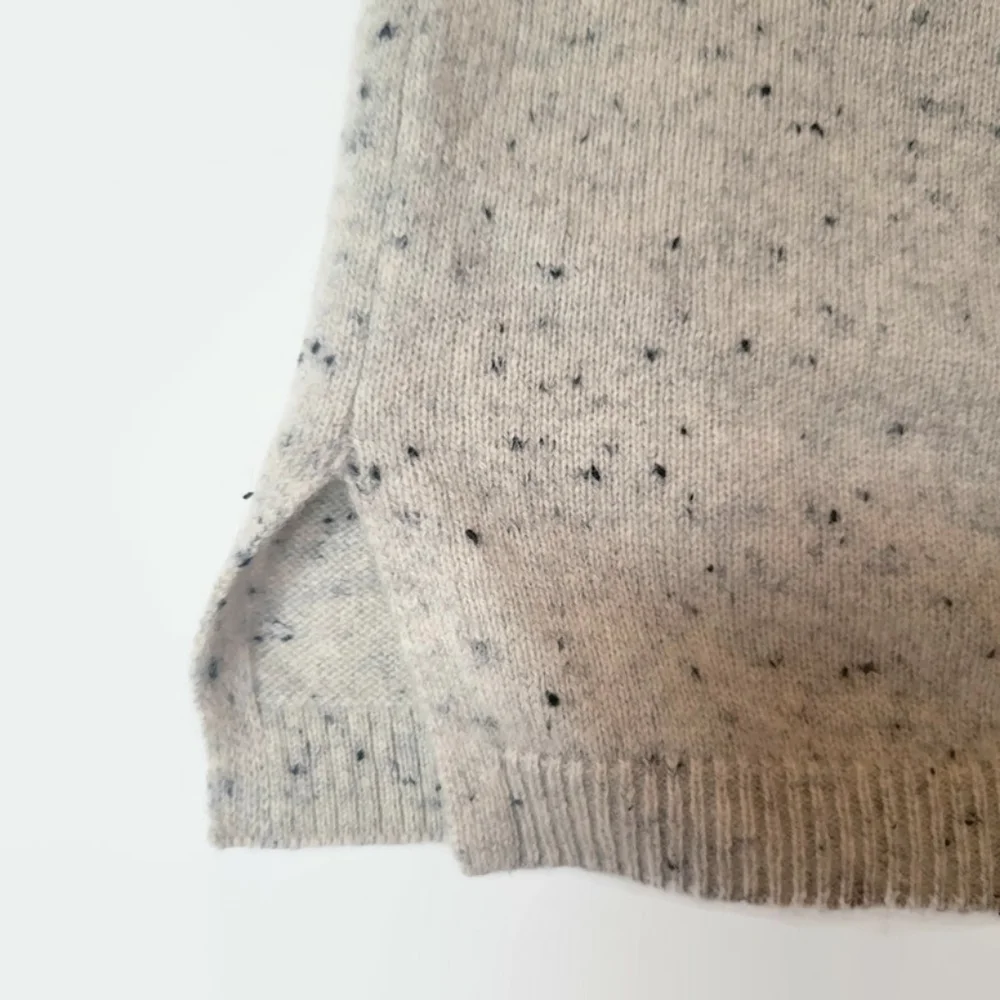 Talbots Cashmere Sabrina Gray Speckled Sweater - Picture 6 of 10